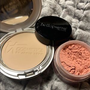 IT Cosmetics Powder Foundation + Bellápierre Blush